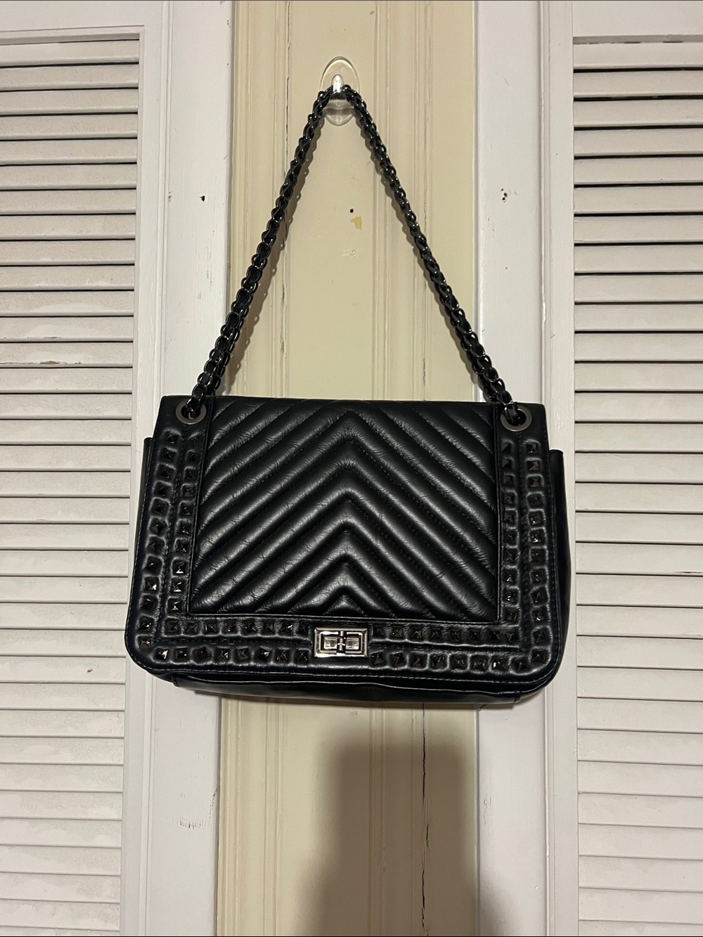 Chiara Ferragni Black Quilted Chain-Handle Shoulder Bag